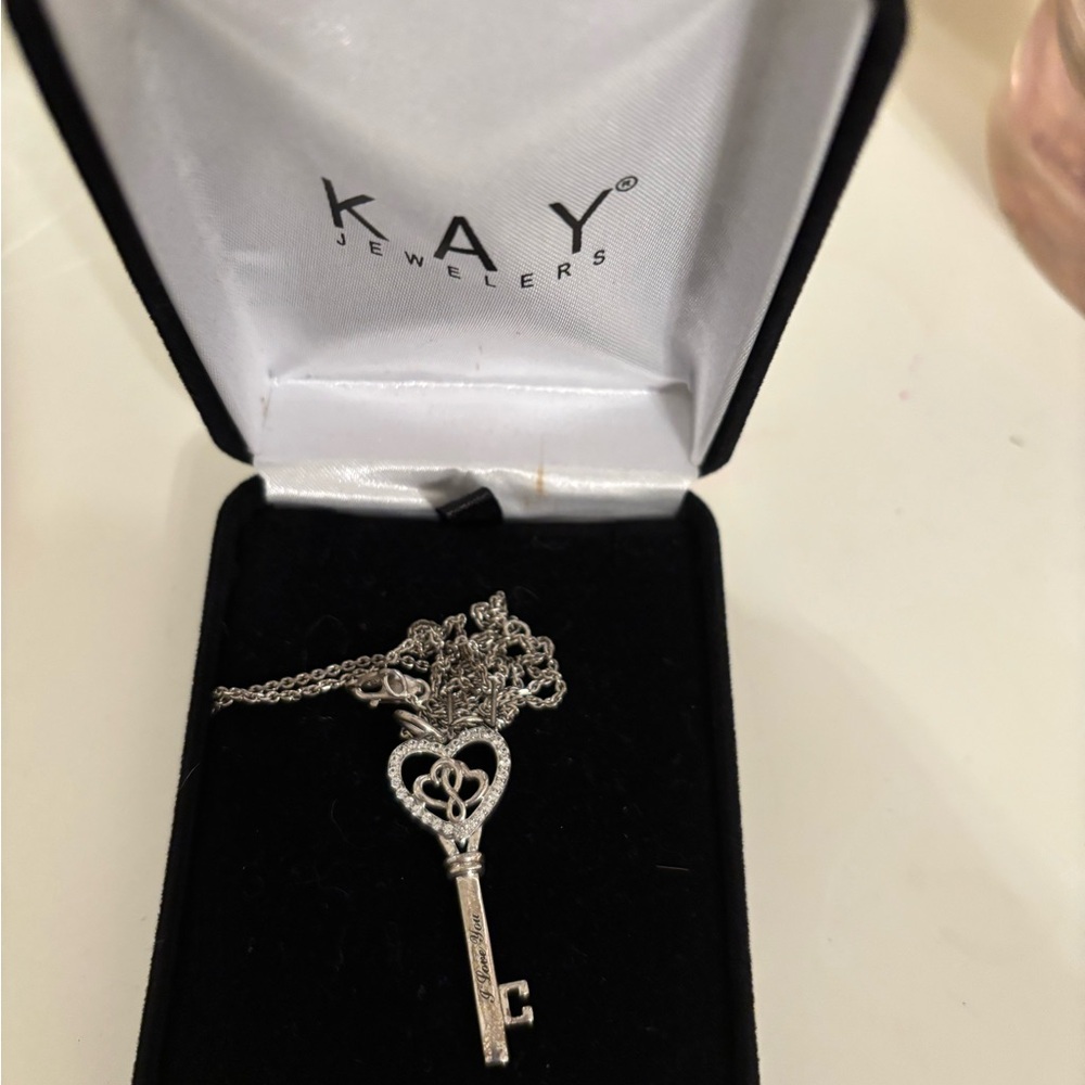 Kay Jewelers Heart Key Necklace in Silver